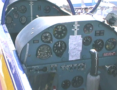 Задняя кабина самолёта Як-54